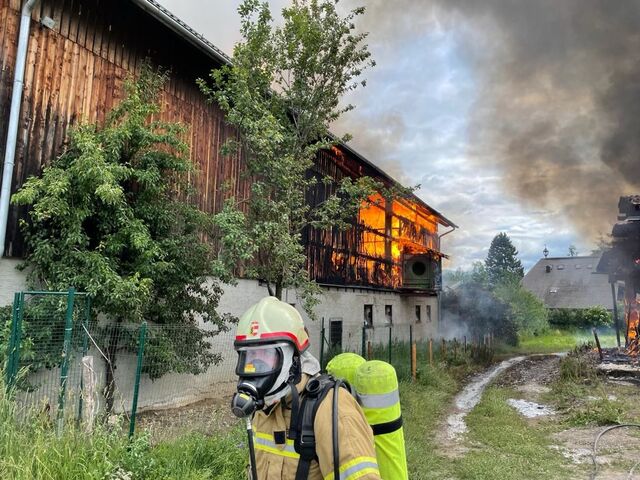 Bilder der Freiwilligen Feuerwehr Tamsweg vom Einsatzort.   
