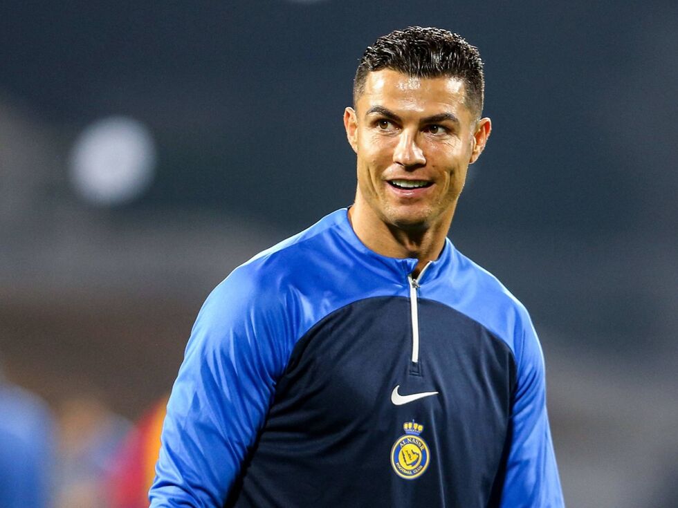 Viel Aufregung um Cristiano Ronaldo, aber der Fußball-Weltstar lässt noch auf sich warten