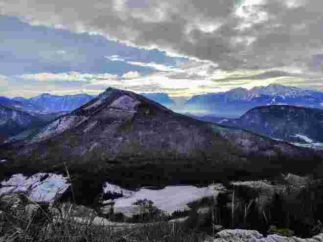 Stimmungsvoller Blick auf den Schwarzenberg