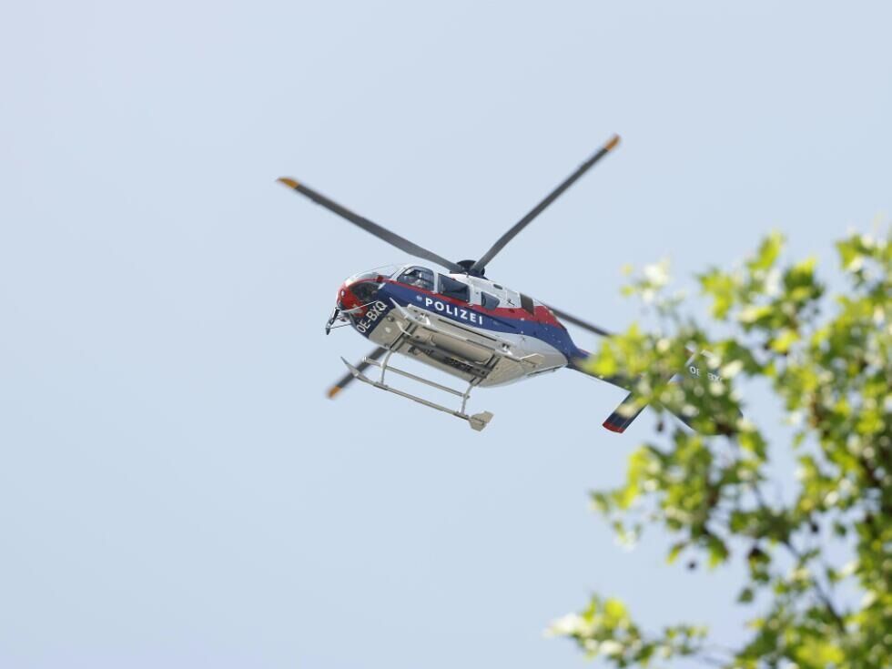 V Leutaschu se je v strmoglavljenju jadralnega letala smrtno ponesrečil 65-letni Nemec