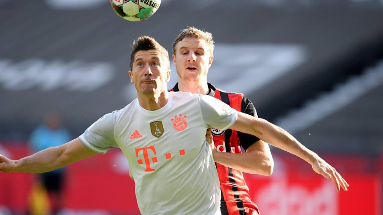 Hinteregger hatte Lewandowski meist gut im Griff 