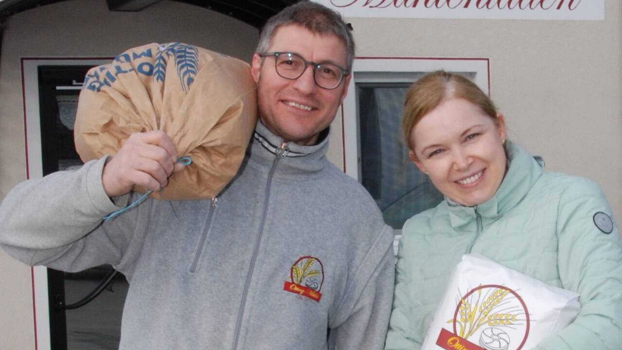 Martin und Angelika Gruber von der Ottingmühle in Tamsweg kommt der Trend zum Selbstbacken und zur Regionalität sehr entgegen. HANNES PERNER 
