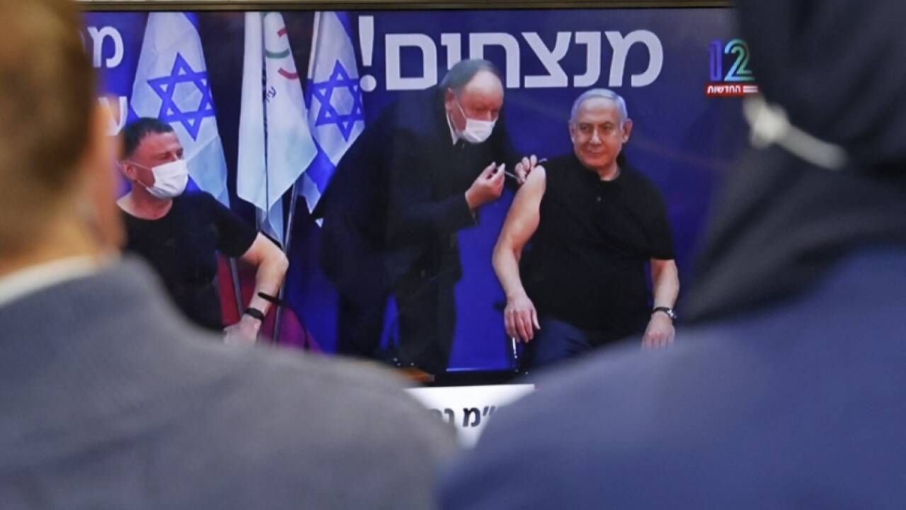 Edelstein und Netanyahu wurden live im Fernsehen geimpft  Edelstein und Netanyahu wurden live im Fernsehen geimpft