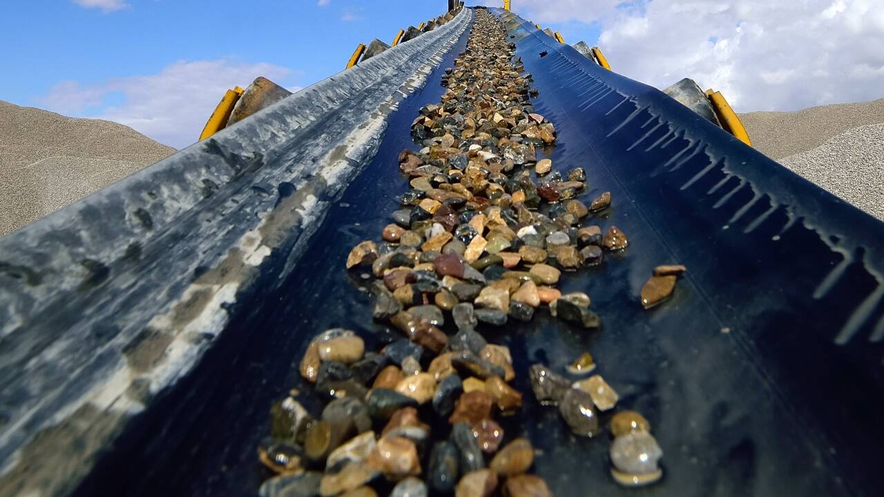Der Hunger nach Rohstoffen hat einen neuen Höhepunkt erreicht. Der Hunger nach Rohstoffen hat einen neuen Höhepunkt erreicht.