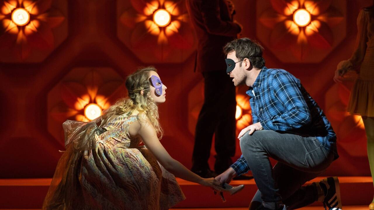 Laura Incko und Luke Sinclair in „Cinderella“.<br> 