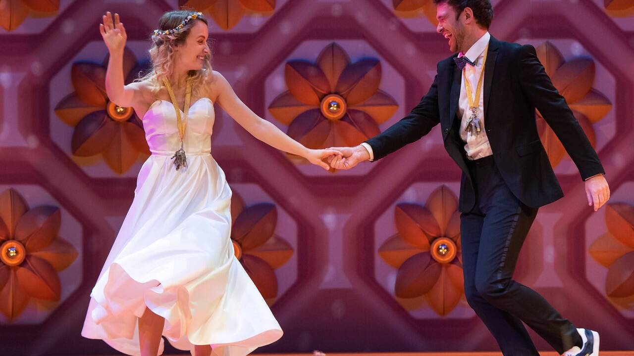 Laura Incko und Luke Sinclair in „Cinderella“. 