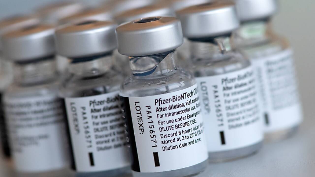 Der Pfizer-Impfstoff. 
