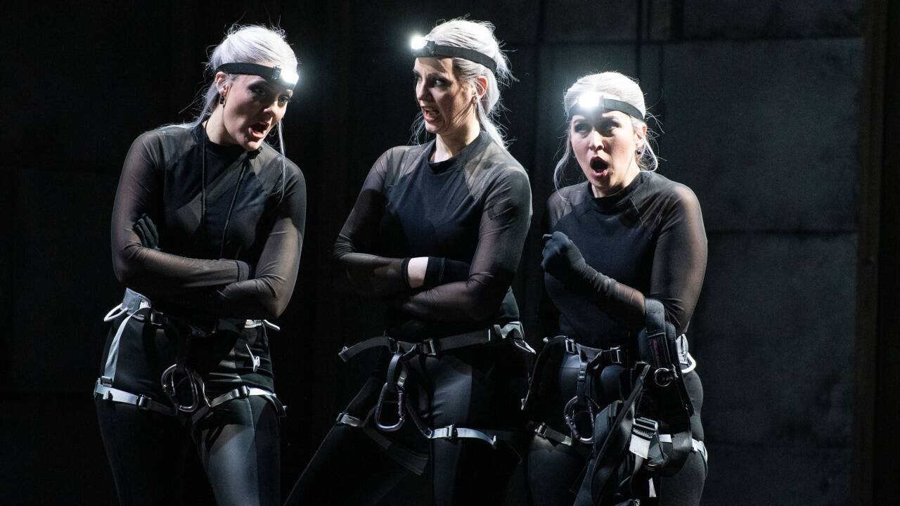 Elitekämpferinnen: Olivia Cosío, Verena Gunz und Julia Moorman.  