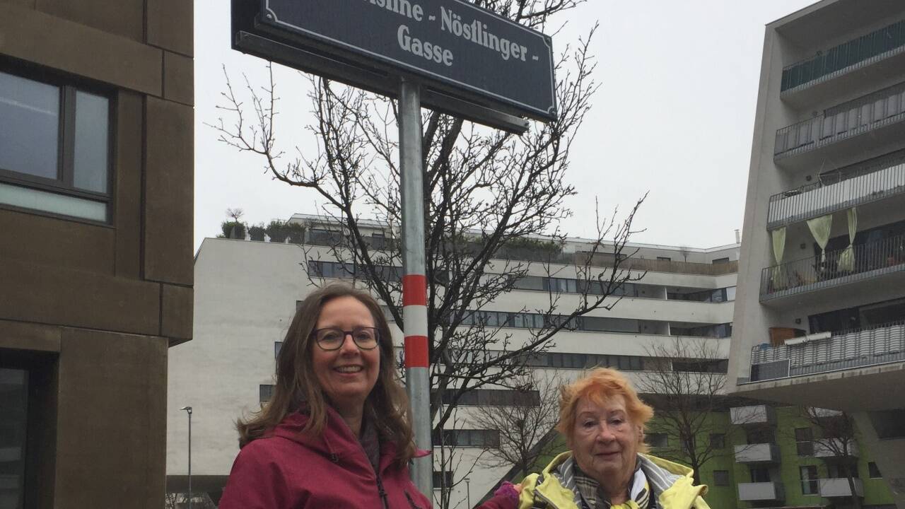 Die Christine-Nöstlinger-Gasse ist nur ein Anfang. Gerda Daniel und Gerti Zupanich haben sich das Ziel gesetzt, Frauen im Straßenbild sichtbar zu machen.  