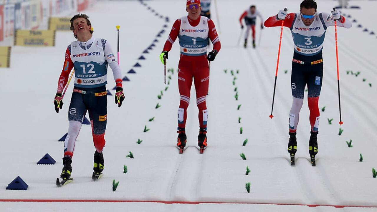 Als Erster im Ziel wurde Kläbo disqualifiziert - 50 km-Gold an Iversen 
