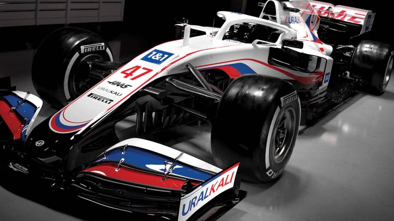 Der Haas-Bolide für die Saison 2021 löst Diskussionen aus. 