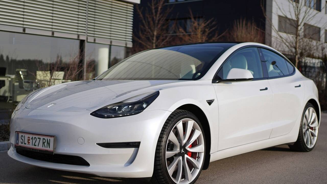 Der neue Tesla Model 3 Performance 