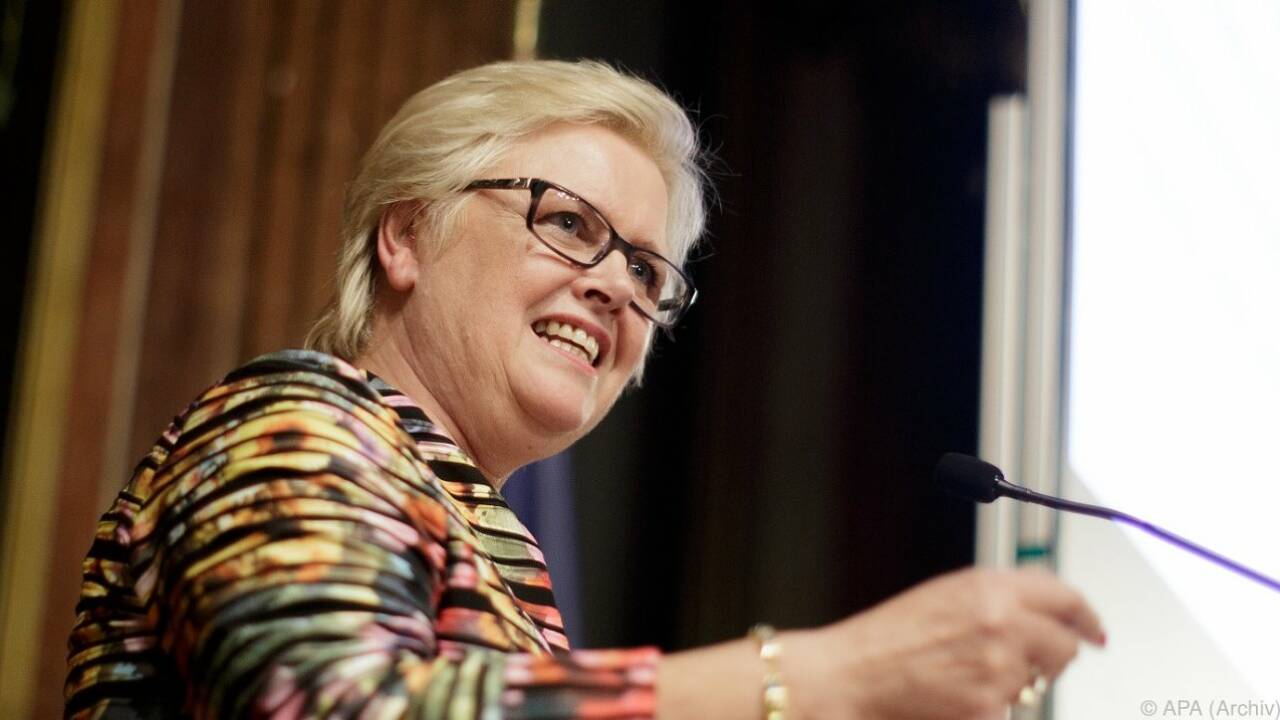 ÖVP-Frauen für Mindestlohn und Lohnsteuersenkung ÖVP-Frauen für Mindestlohn und Lohnsteuersenkung