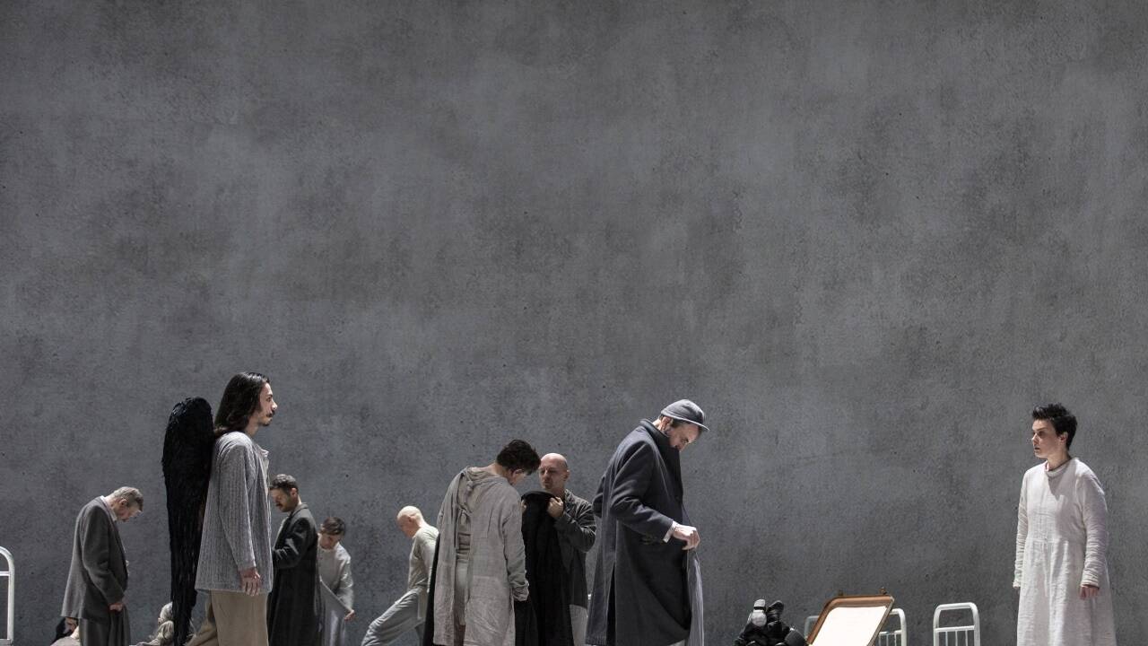 Andrea Breth inszenierte Prokofjews Psycho-Oper „Der feurige Engel“ im Theater an der Wien. 
