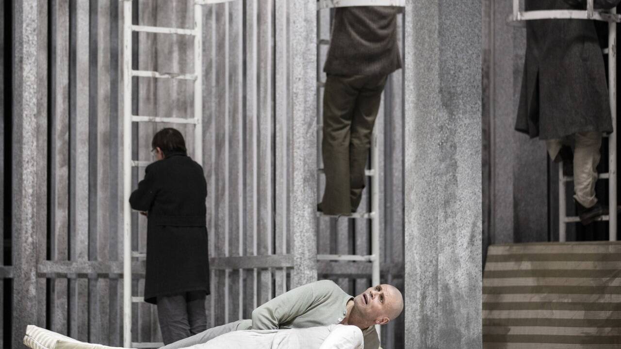 Andrea Breth inszenierte Prokofjews Psycho-Oper „Der feurige Engel“ im Theater an der Wien. 