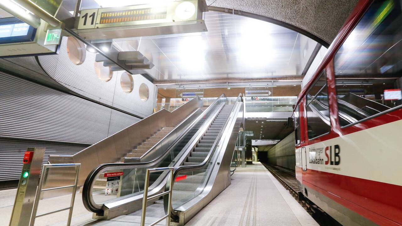 Wenn die Klimaziele erreicht werden sollen, ist die Verlängerung der Lokalbahn bis Hallein um mehr als 600 Millionen Euro Pflicht.  Wenn die Klimaziele erreicht werden sollen, ist die Verlängerung der Lokalbahn bis Hallein um mehr als 600 Millionen Euro Pflicht.