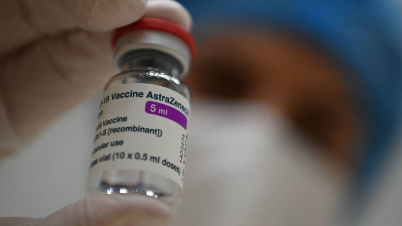 Um den Impfstoff von AstraZeneca gab es zuletzt viele Diskussionen - etwa, ob er in Zusammenhang mit Thrombosen stehen könnte. Um den Impfstoff von AstraZeneca gab es zuletzt viele Diskussionen - etwa, ob er in Zusammenhang mit Thrombosen stehen könnte.