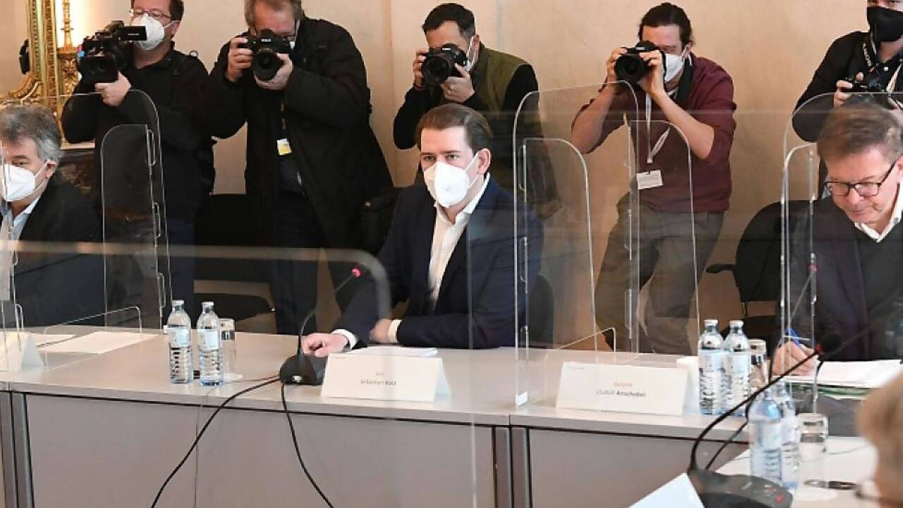 Regierung rief wieder zu Beratungen 