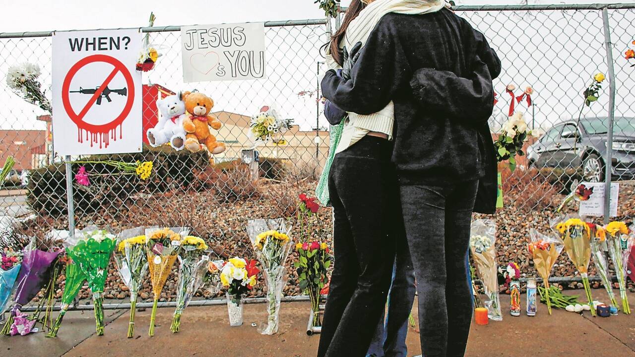 Ein Schütze hat am Dienstag im Bundesstaat Colorado zehn Menschen in einem Supermarkt getötet. Ein Schütze hat am Dienstag im Bundesstaat Colorado zehn Menschen in einem Supermarkt getötet.