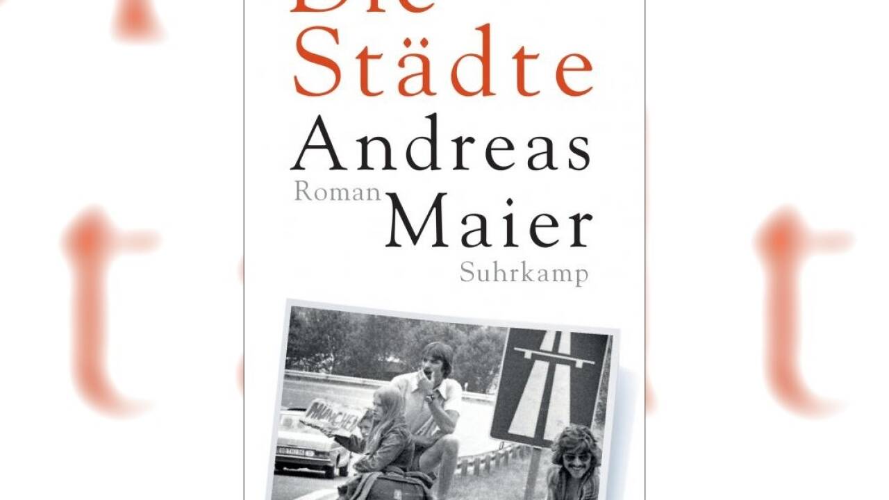 <Schriftwechsel14>Buch: Andreas Maier, „Die Städte“, Roman</Schriftwechsel14>,<Schriftwechsel14> 190 Seiten, Suhrkamp Verlag, Berlin 2021. </Schriftwechsel14> 