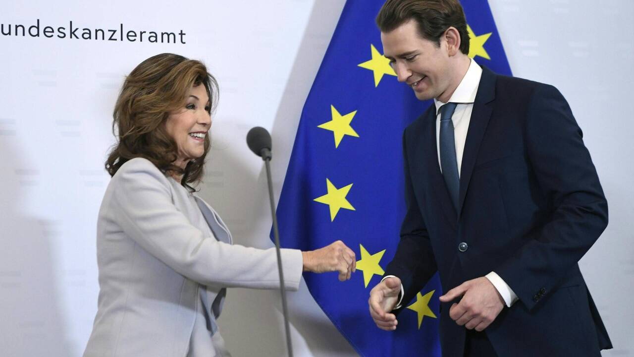 Vielerorts regt sich Nostalgie nach Kanzlerin Bierlein. Zurecht? Das Bild ist bei der Amtsübergabe Bierleins an Sebastian Kurz am 7. Jänner 2020 entstanden. 