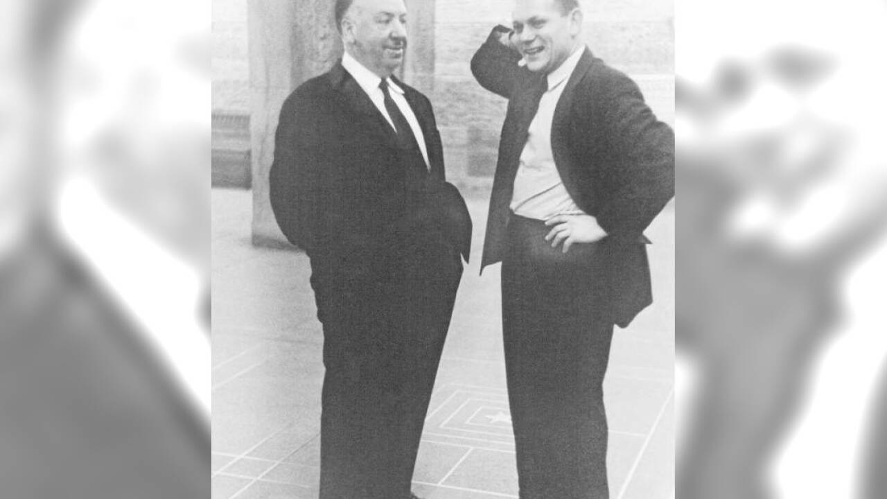 Alfred Hitchcock und Amos Vogel  Alfred Hitchcock und Amos Vogel