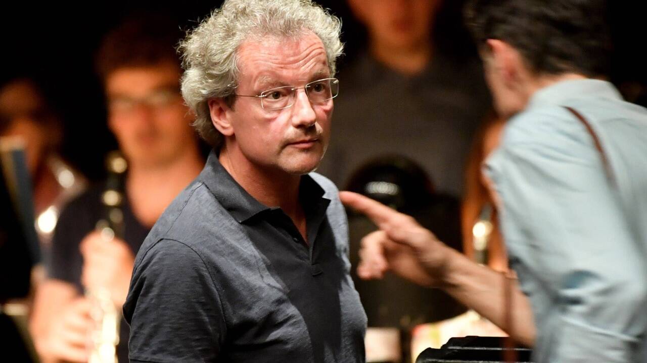 Welser-Möst bei einer Fotoprobe bei den Salzburger Festspielen 2020, wo er die Strauss-Oper „Salome“ dirigierte.  