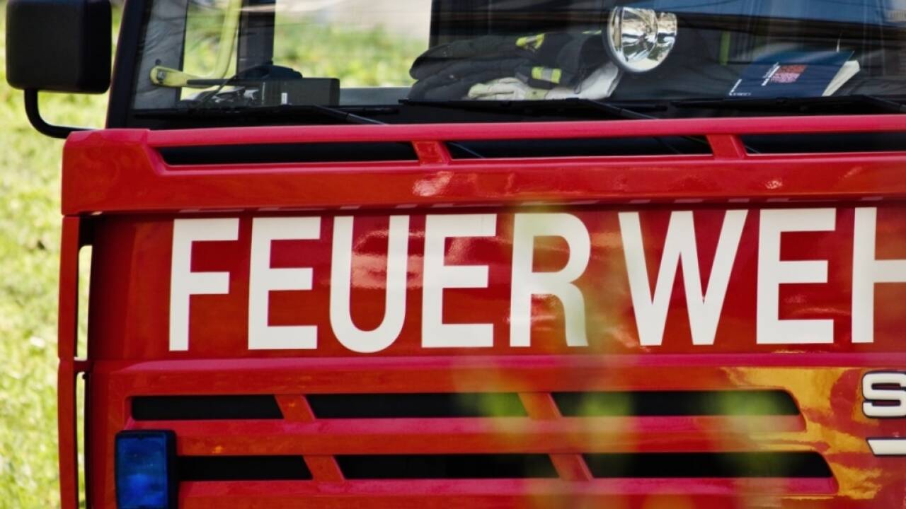 Mehrere Feuerwehren wurden alarmiert. (Symbolbild). 