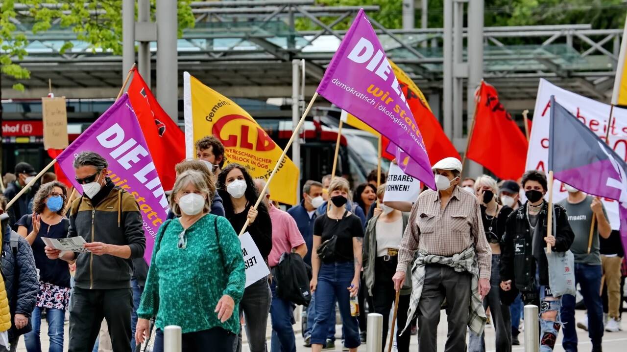 Am 1. Mai demonstrierten rund 600 Menschen für eine „soziale Politik in der Krise“. 