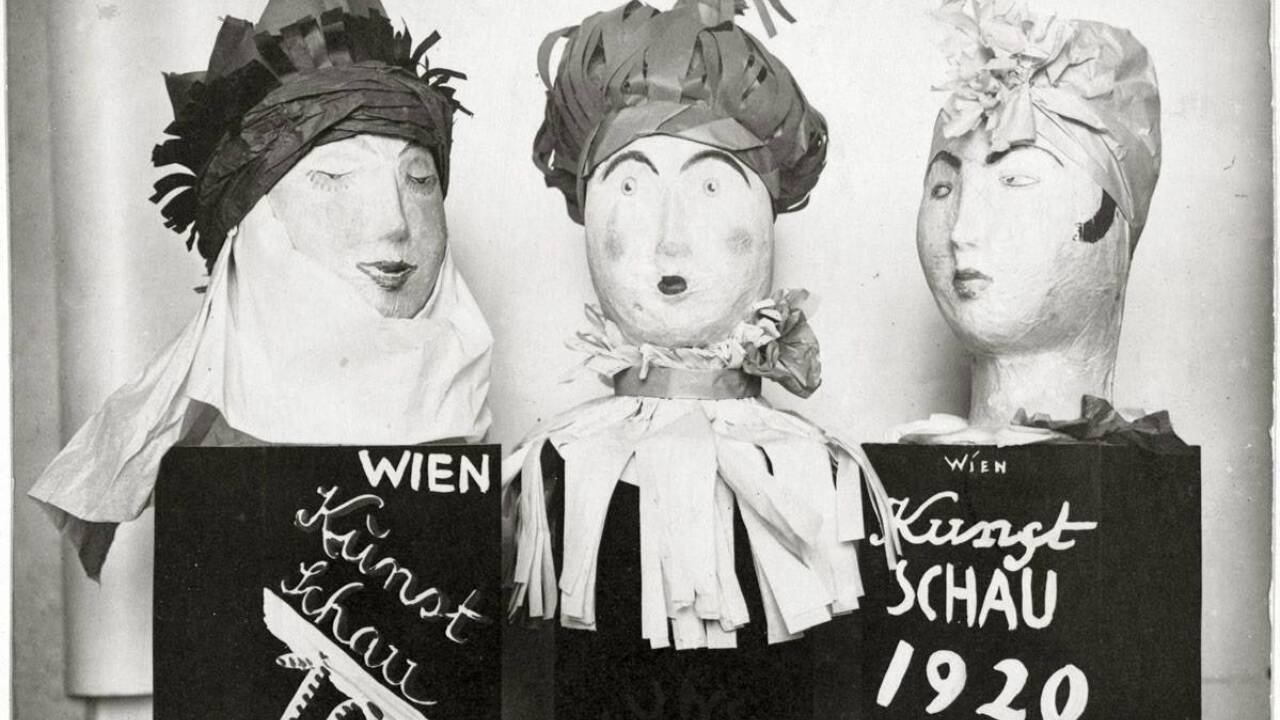 Werbung für die Kunstschau der WW 1920 von Fritzi Löw und Hedwig Schmidl.  Werbung für die Kunstschau der WW 1920 von Fritzi Löw und Hedwig Schmidl.