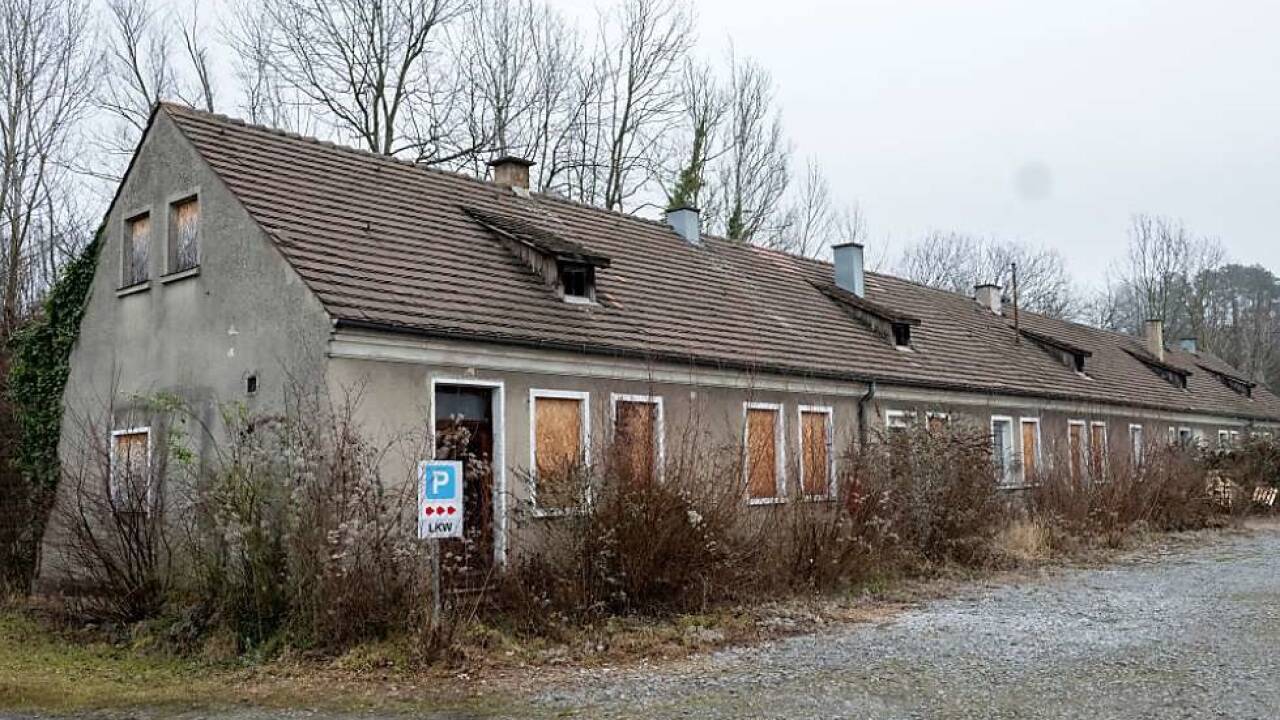 Vom ehemaligen KZ Gusen sind noch einige Bauten erhalten 