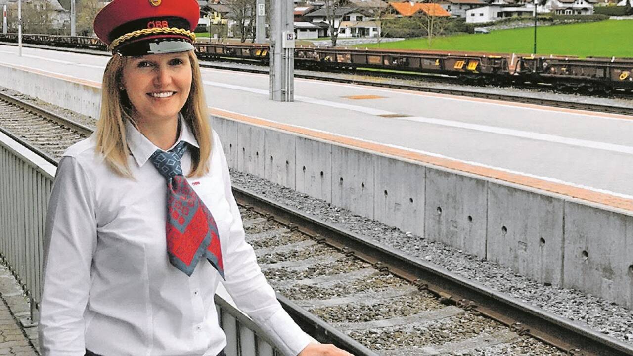 Seit fünf Monaten ist Andrea Hinterseer Fahrdienstleiterin in Eben.  