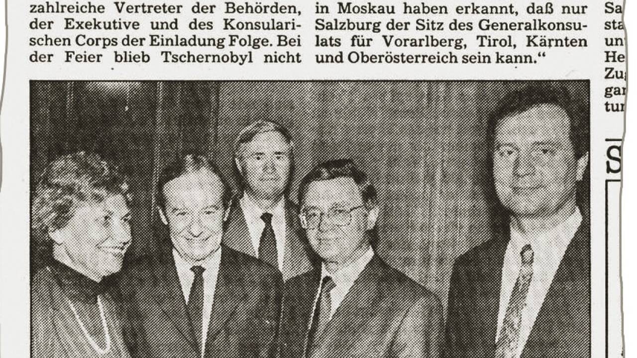 Zum 25. Gründungsjahrestag 1986 waren einst LH Wilfried Haslauer sen. (2. v. l.) und Bgm. Josef Reschen (r.) eingeladen.  
