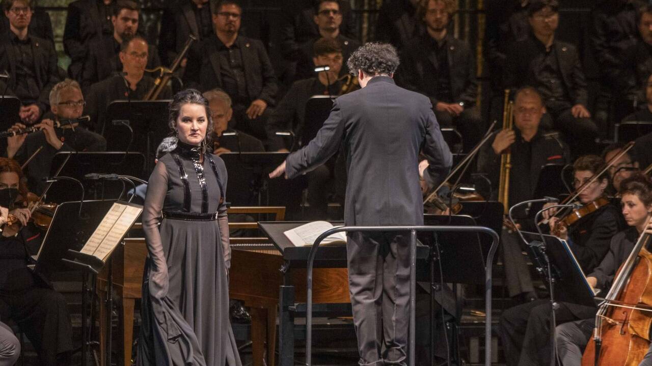 La clemenza di Tito 2021: Anna Prohaska (Vitellia), Gianluca Capuano (Musikalische Leitung und Choreinstudierung), Bachchor Salzburg, Les Musiciens du Prince-Monaco. 