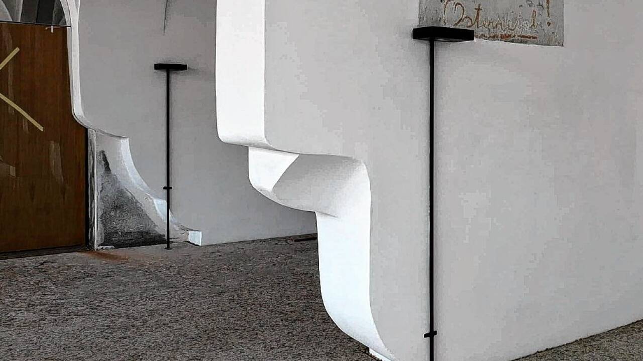 Die Aufschrift prangt in einem Gewölbe der ehemaligen Infirmerie des Franziskanerklosters.  