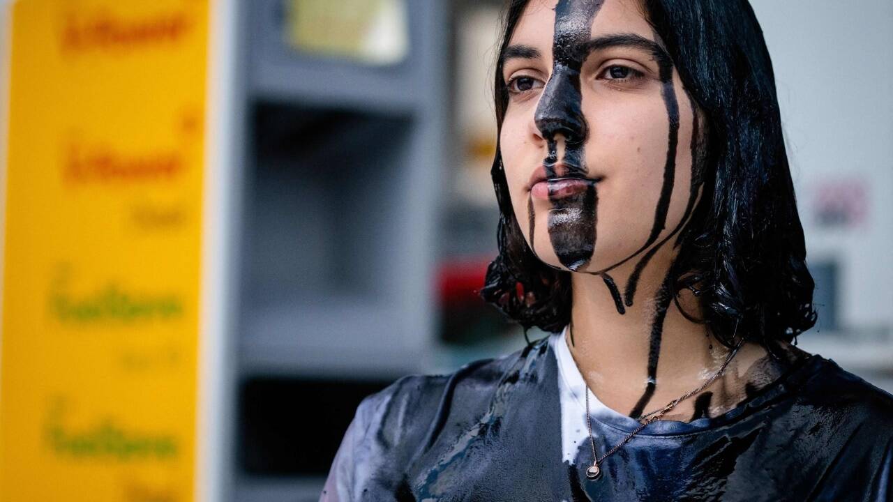Proteste gegen die Umweltverschmutzung durch den Ölkonzern in den Niederlanden. 