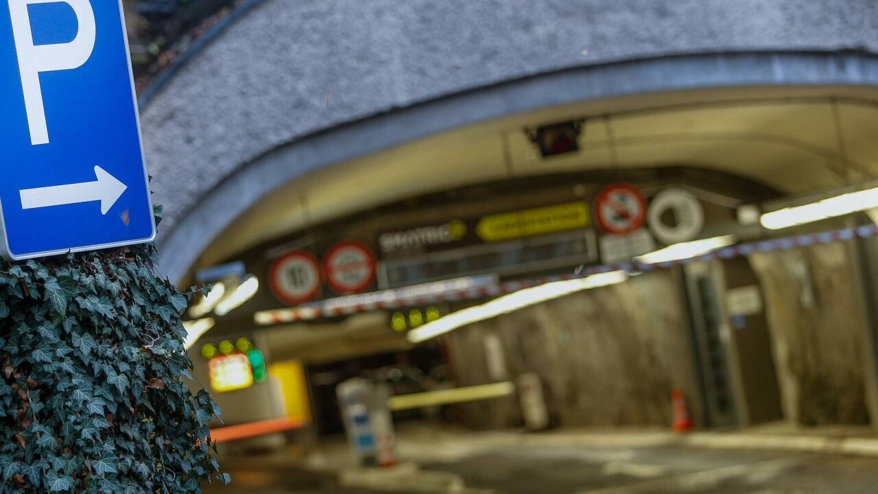 Die Mönchsberggarage in der Stadt Salzburg wurde in den 1970er-Jahren gebaut. Seit 2012 gibt es die Pläne zur Erweiterung um 654 Stellplätze mitten im Zentrum.  