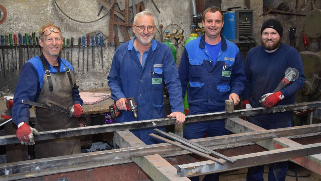 Eingeschweißtes Team (v.l.): Klaus Scherer, Josef und Stefan Geretschläger, sowie Thomas Töglhofer.   