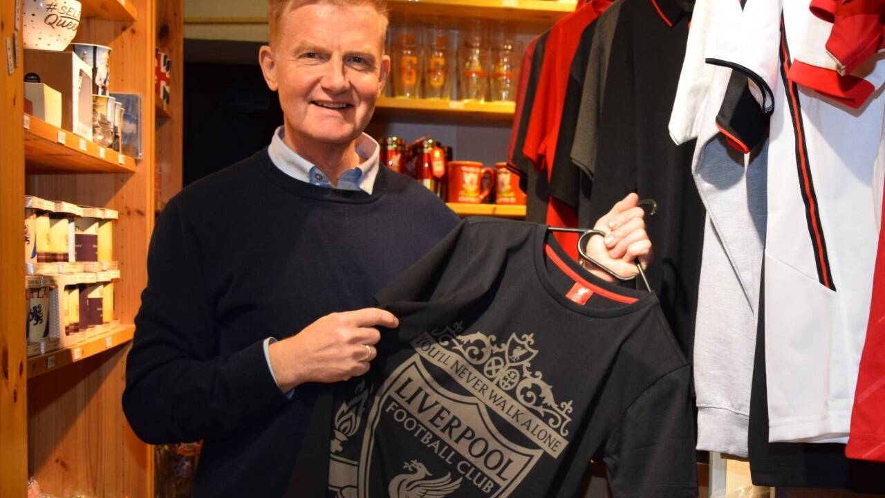 Liverpool-Fanartikel. 