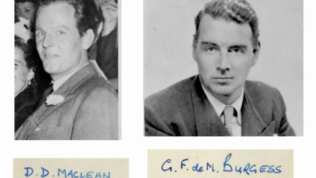 1951: Die britische Regierung gibt das Verschwinden der Beamten Donald Maclean und Guy Burgess aus dem Außenministerium bekannt. Die Verlautbarung führt zur Aufdeckung eines der größten Spionageskandale nach dem Zweiten Weltkrieg. Beide hatten sich in die Sowjetunion abgesetzt. 