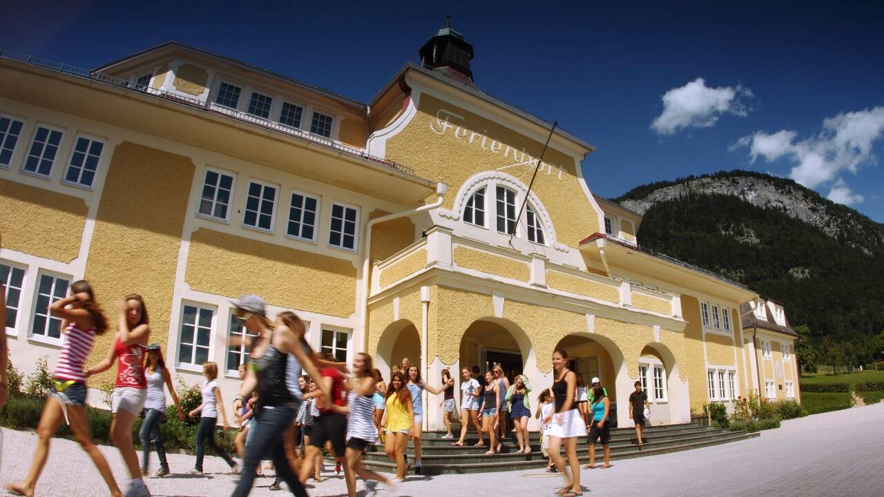 Reduziertes Programm im Ferienhort: 240 statt 400 Schüler. Reduziertes Programm im Ferienhort: 240 statt 400 Schüler.