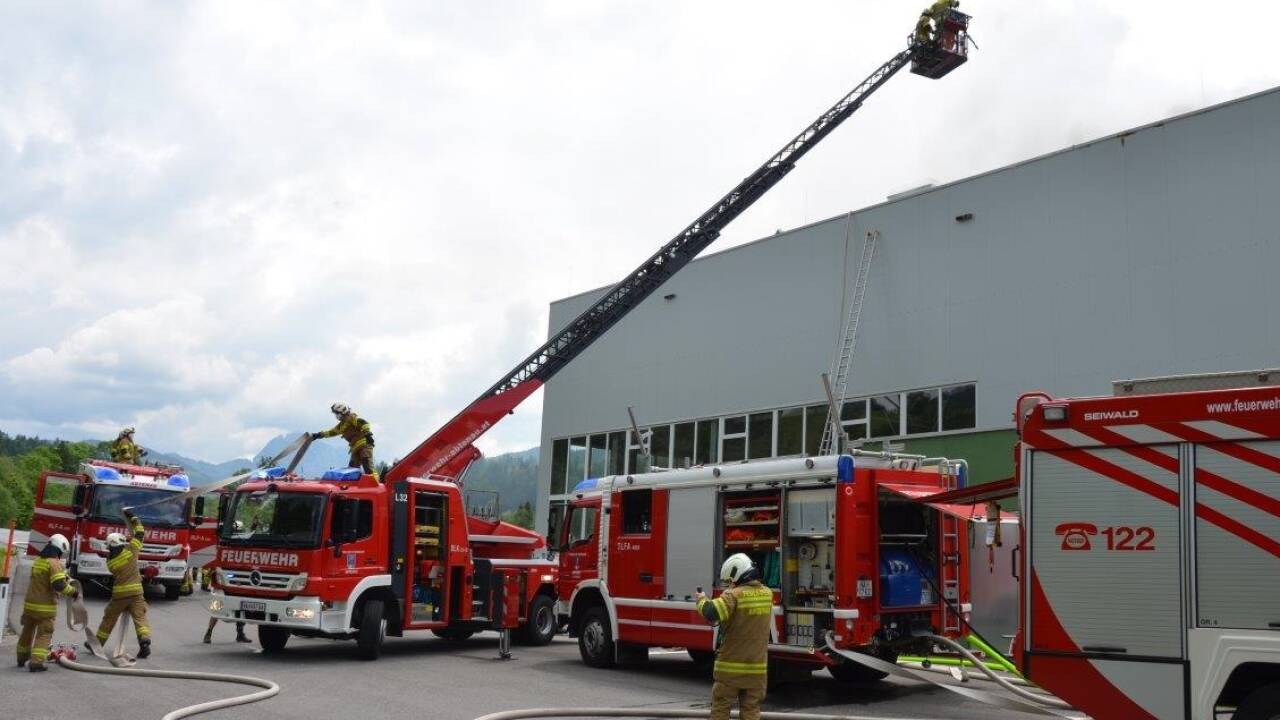Die Abtenauer Feuerwehr brachte den Brand rasch unter Kontrolle. 