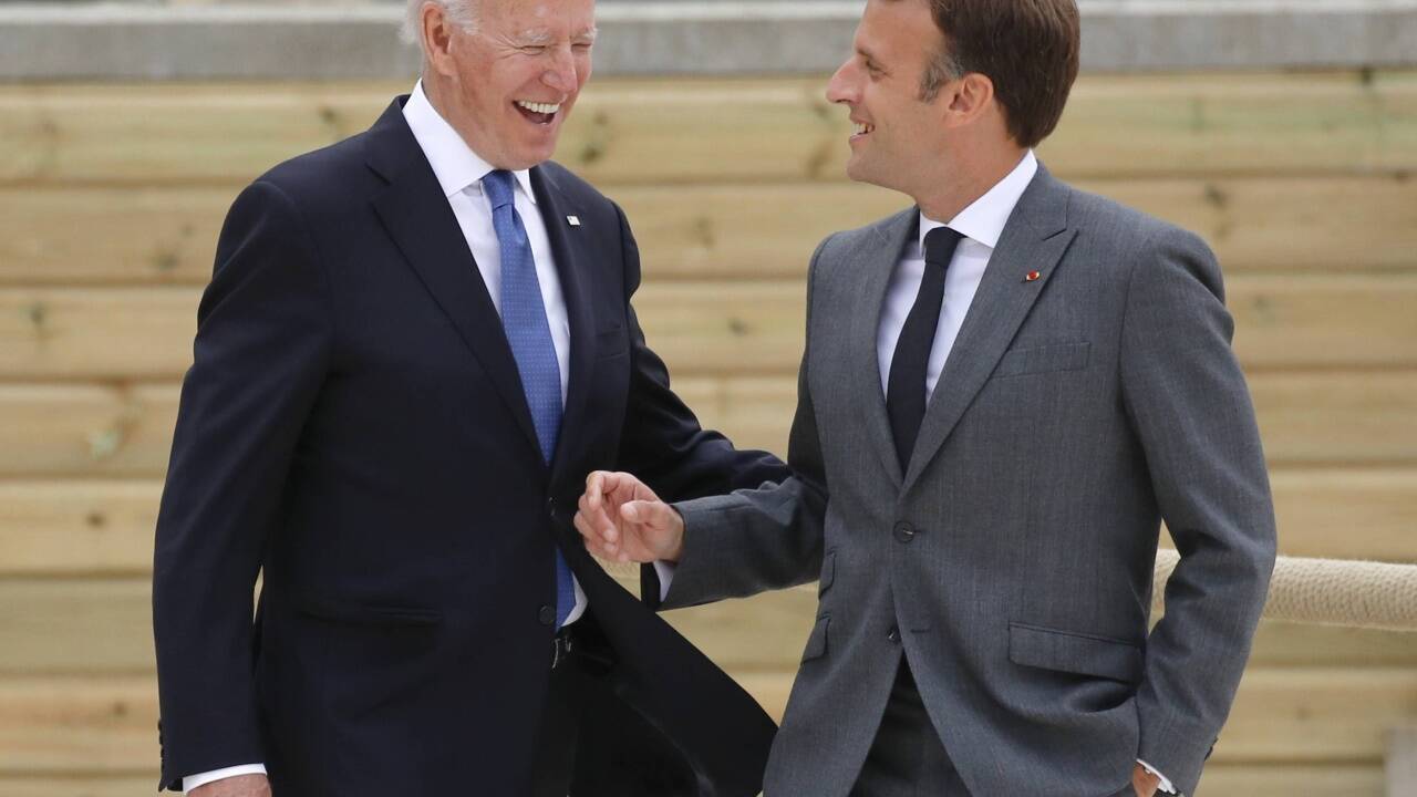 Verstehen einander offensichtlich: US-Präsident Joe Biden und sein französischer Amtskollege Emmanuel Macron. 