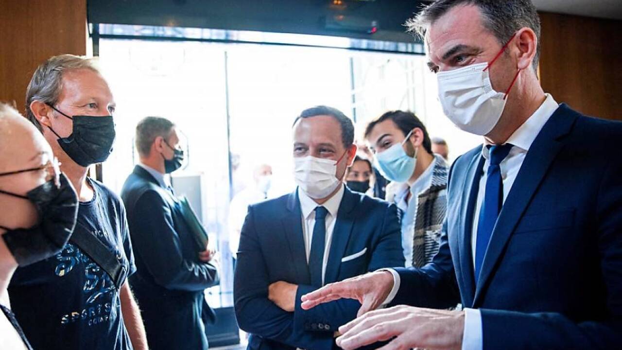 Frankreichs Gesundheitsverantwortliche fürchten Delta-Variante Frankreichs Gesundheitsverantwortliche fürchten Delta-Variante