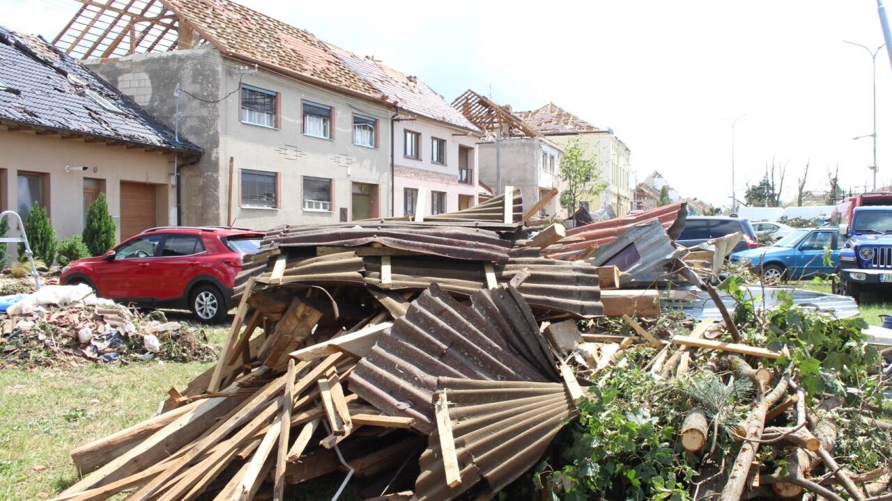 Bilder der Verwüstung im Dorf Moravská Nová Ves in Südmähren. 
