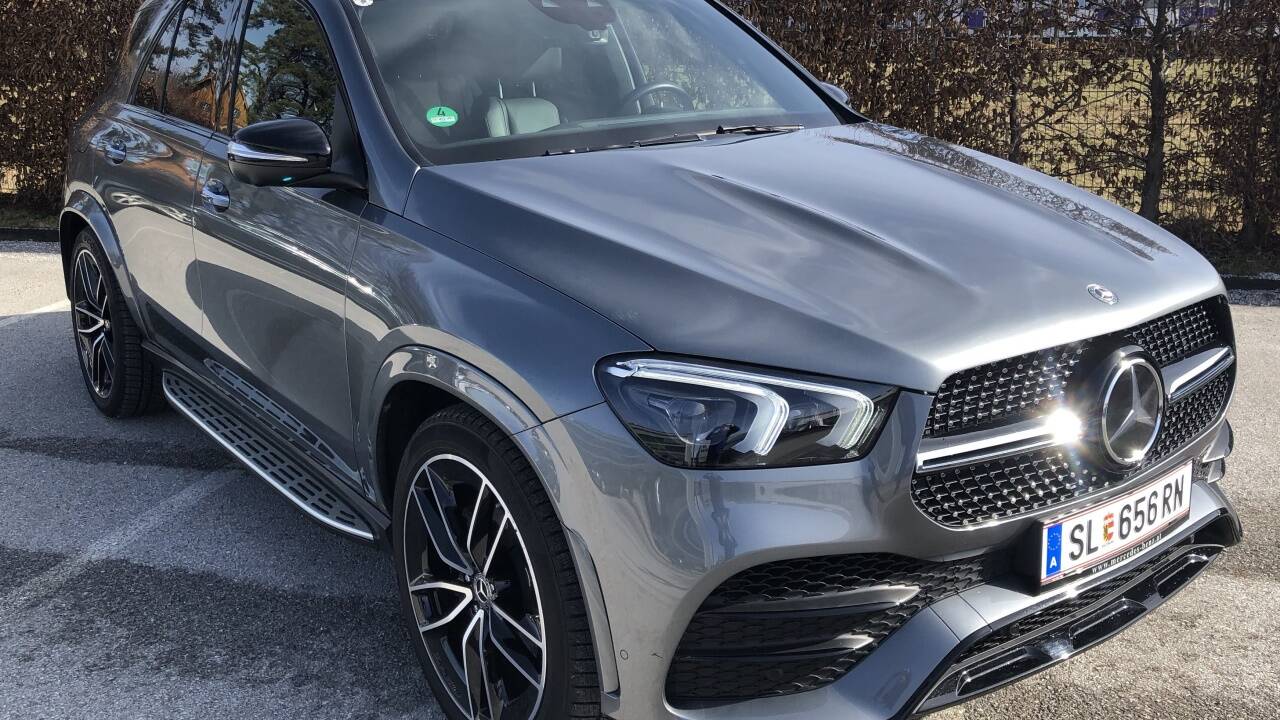 Der Mercedes-Benz GLE 350 d 4Matic überzeugt optisch mit einem Hauch von Understatement.  