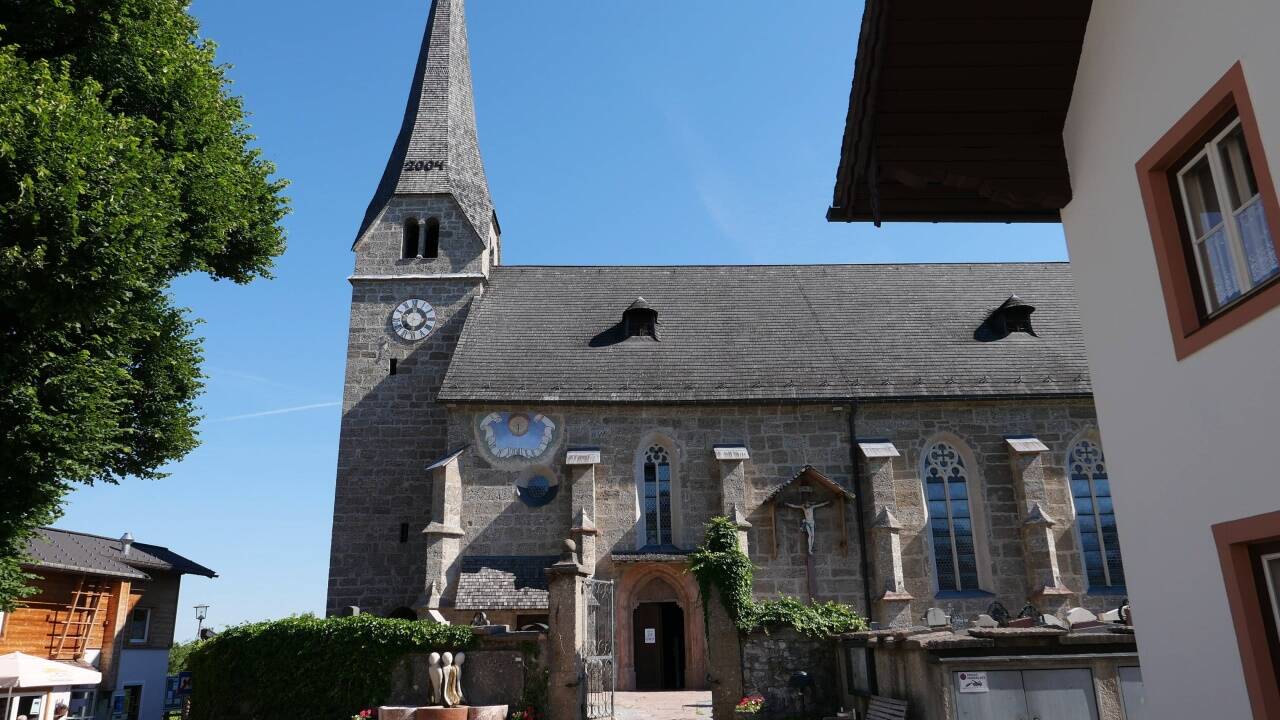 Die Kirche Bad Vigaun.  