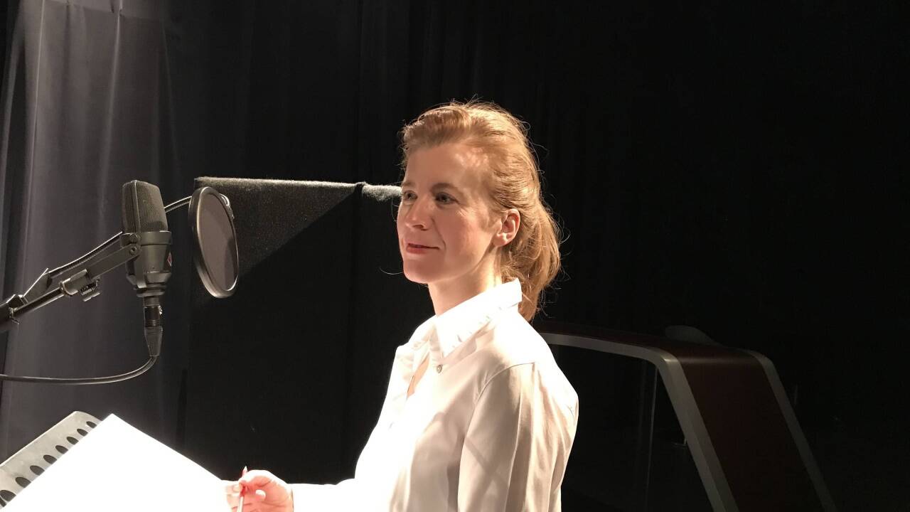 Bei der Hörspielaufnahme mit Evamaria Salcher 