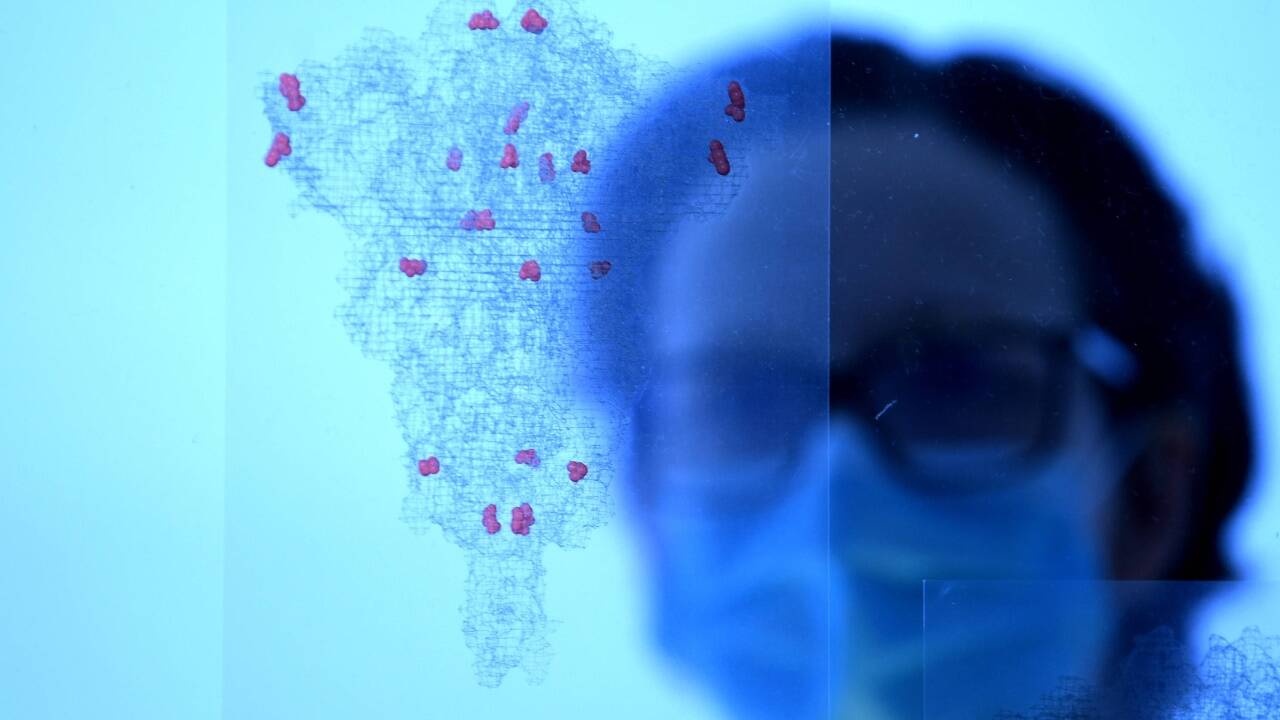 Eine neue Corona-Variante macht den Behörden Sorgen.  