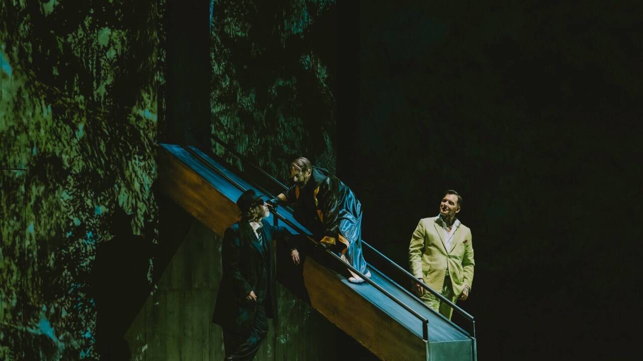 Bilder zu Brigitte Fassbaenders „Rheingold“-Inszenierung in Erl. Bilder zu Brigitte Fassbaenders „Rheingold“-Inszenierung in Erl.